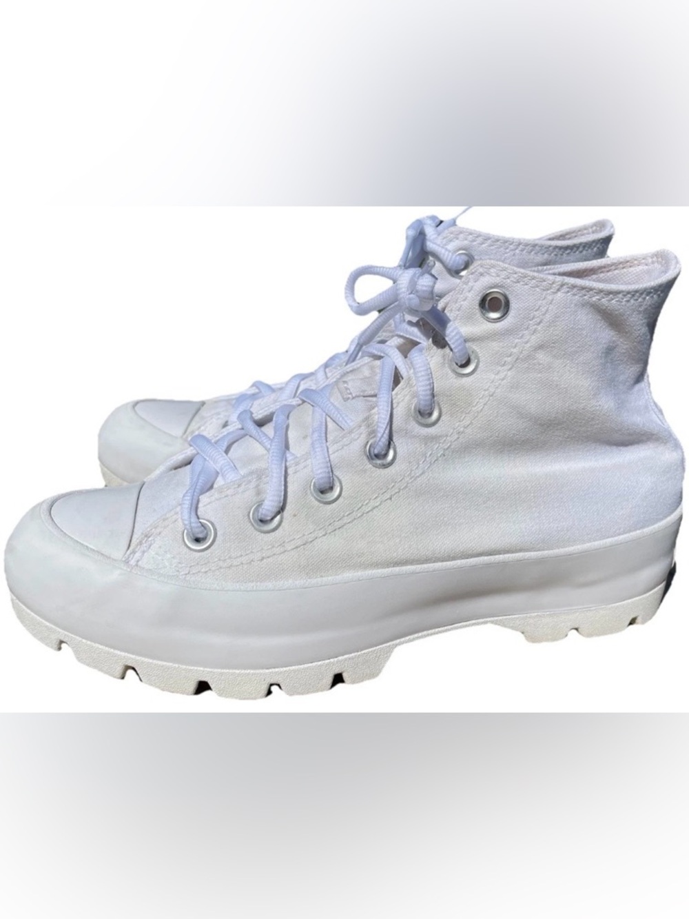 Size 8- Converse Chuck Taylor All Star Lugged High White W comfort platform